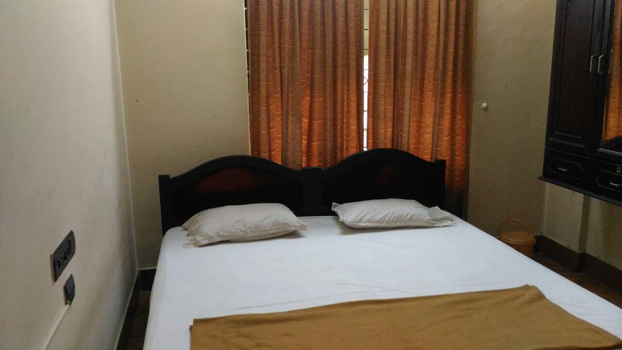 Poonthanam Guest House Guruvayur Exterior photo